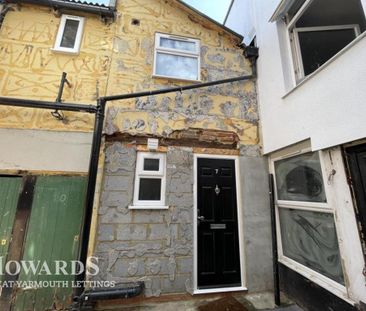 2 bedroom terraced house to rent - Photo 2