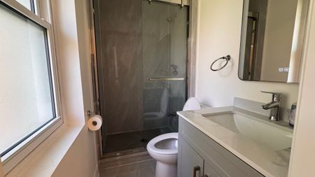 For Lease - 60 Paperbirch Drive Unit# UPPER, Toronto, Ontario - Photo 5