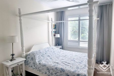 Stunning Views & Resort Lifestyle Apartment: Unfurnished - Photo 5