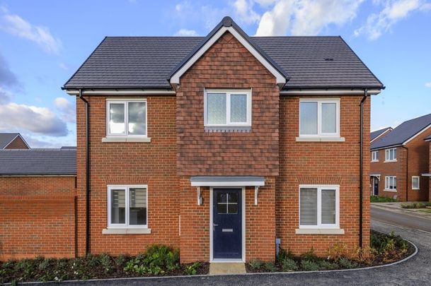 3 bedroom detached house to rent - Photo 1