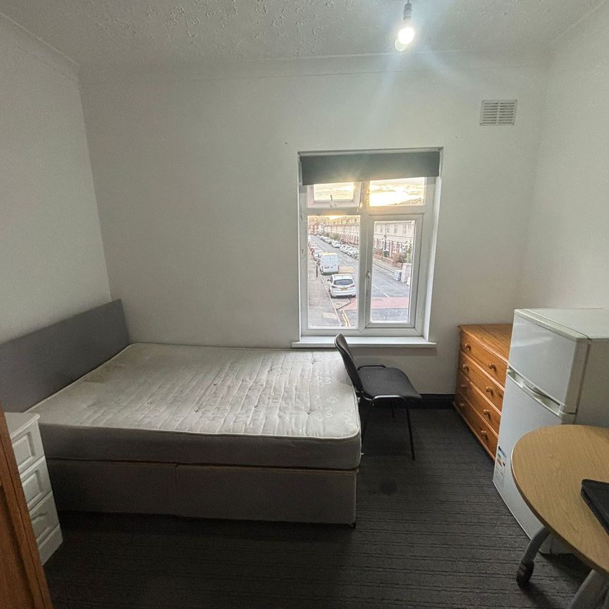 Clay Lane, Upper Stoke - Photo 1