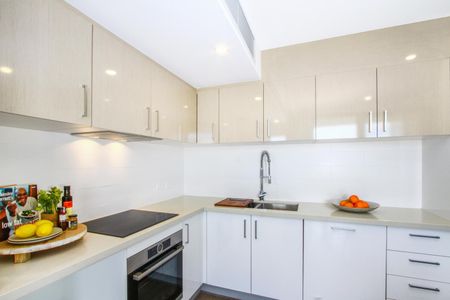 Salt - Fantastic Three Bedroom Apartment - Photo 4