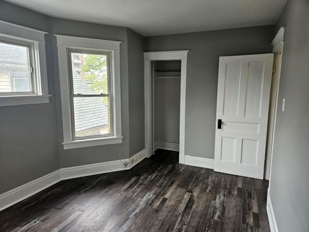 For Lease - 23 Avenue Place Unit# 2, Welland, Ontario - Photo 2