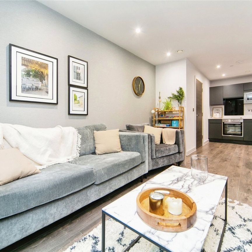 1 Bed Flat, Greenland Street, L1 - Photo 1