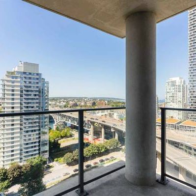 Beautiful 1 bedroom + large den + flex with view Yaletown - Photo 4