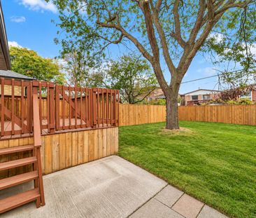 For Lease - 31A (Main Floor) Laurel Avenue, Toronto, Ontario - Photo 3