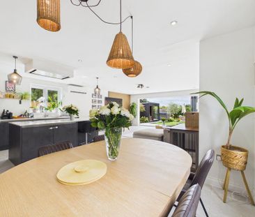 5 bedroom detached house to rent - Photo 3