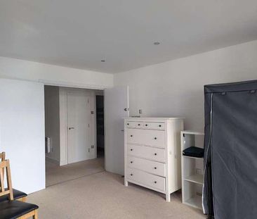 Gerry Raffles Square, London, E15 - Photo 6