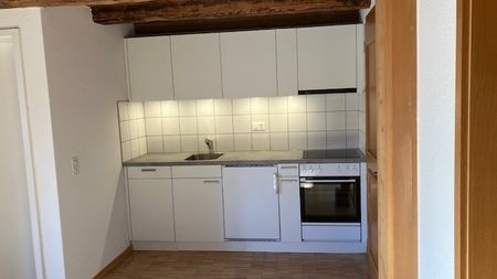 Charmante 2-Zimmer-Wohnung in historischem Gebäude Olten Innenstadt - Photo 2