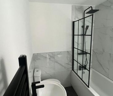 2 bedroom house to rent - Photo 2