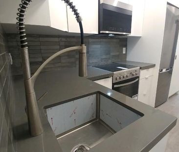 For Lease - 1213 Dundas Street Unit# Upper N, Toronto, Ontario - Photo 6