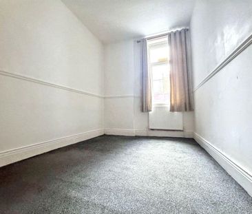 2 bed ground floor flat to rent in NE10 - Photo 6