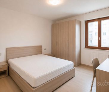 Bilocale appena ristrutturato in zona Santa Lucia - Photo 3