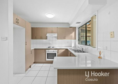 Ideal Family Home - Photo 5