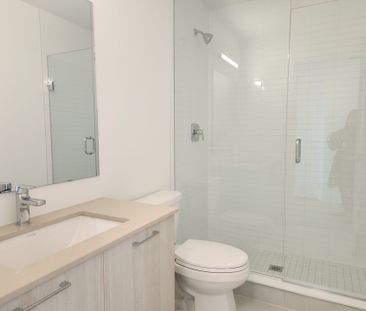 For Lease - 3250 Carding Mill Trail Unit# 429, Oakville, Ontario - Photo 2