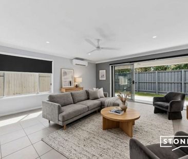 Move-In Ready 4-Bedroom Home - Prime Park Ridge Location! - Photo 1