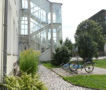 Wohnen mit Raumgefühl: Großzügige 2-Zimmer-Wohnung mit Einbauküche ... - Photo 3