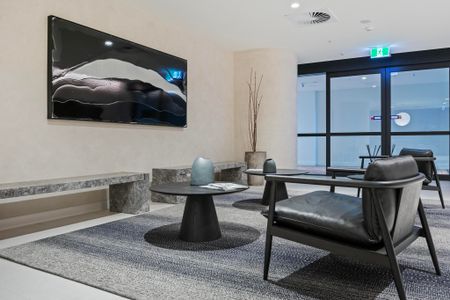 m901/645 Dandenong Road MALVERN - Photo 3