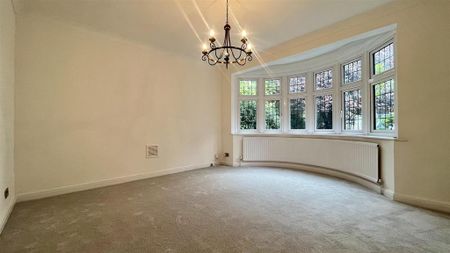 5 bedroom detached house to rent - Photo 3