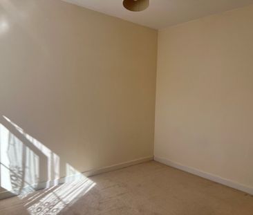 The Crossings, Newark, Nottinghamshire, NG24 - Photo 6