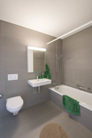 Appartement moderne juste à côté de la gare de Thörishaus - Photo 3