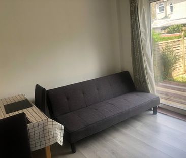 Room in a Shared House, Frampton Crescent, BS16 - Photo 2