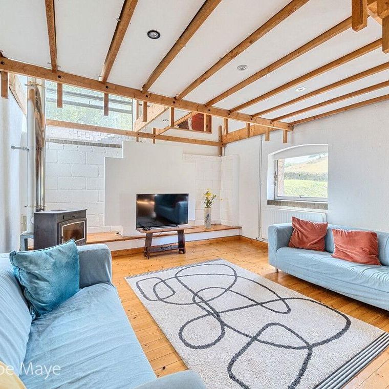 Pound Barn, Compton, Marldon - Photo 1