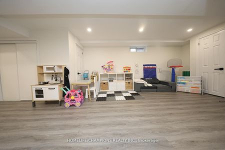 For Lease - 50 Fraserton Crescent, Toronto, Ontario - Photo 4