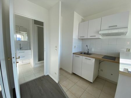 Location Appartement 1 pièce 25m² DEUIL LA BARRE 95170 - Photo 2