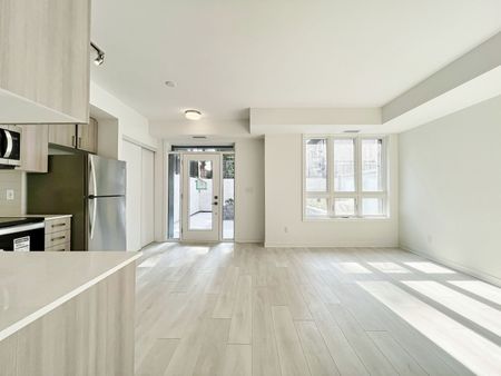 For Lease - 4045 Hickory Drive Unit# 1, Mississauga, Ontario - Photo 3