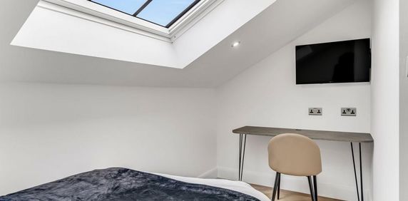 6 bedroom house to rent - Photo 2