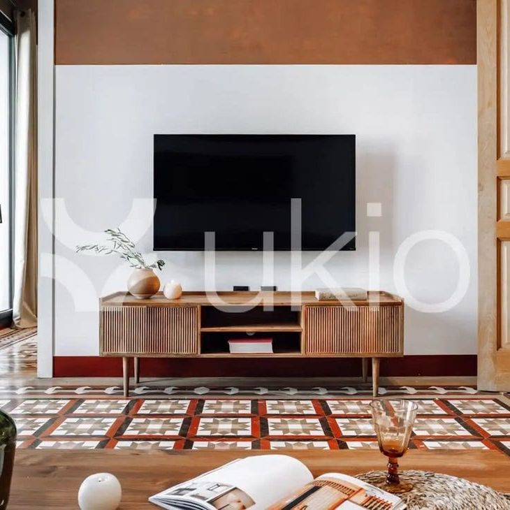 Barcelona Capital, Catalonia 08007 - Photo 1