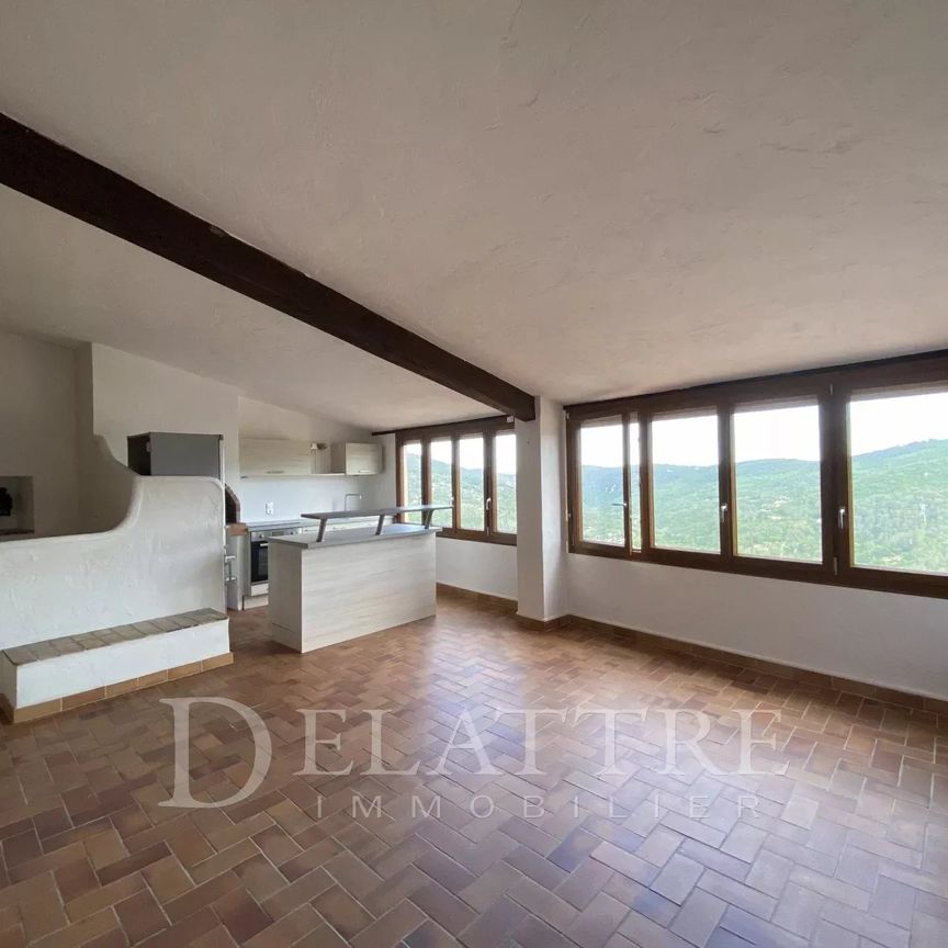 Location Appartement 4 pièces 90m² LE BAR SUR LOUP 06620 - Photo 1