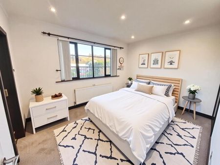 2 Nettlehill Road, Lisburn, BT28 3HA - Photo 3