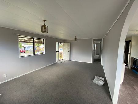 Spacious 3BR Family Haven in Mt. Wellington - Photo 3