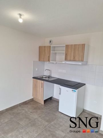 STUDIO AVEC TERRASSE ET PARKING - Photo 4