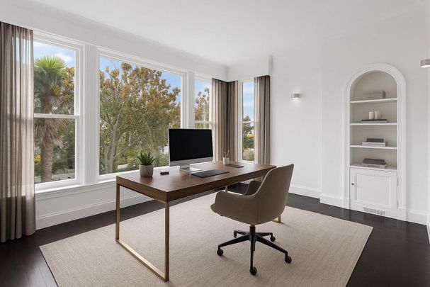 Grand Home - Photo 1