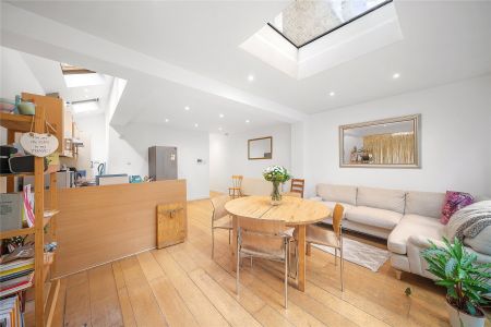 Killyon Road, London, SW8 ground floor flat to rent - Photo 5