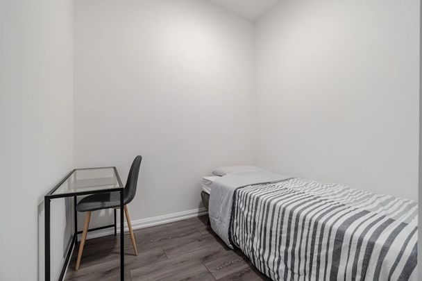 For Lease - 4208 Dundas Street Unit# 817, Toronto, Ontario - Photo 1