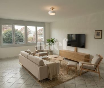 Appartement de 4.5 pièces au 1er étage avec balcon - Photo 1
