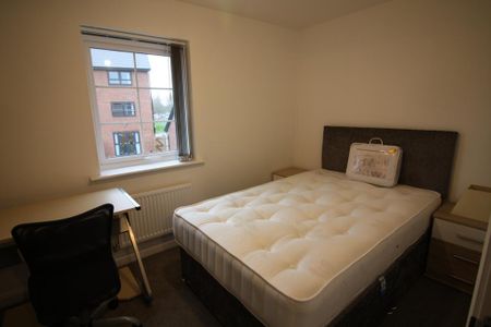 2 bedroom flat to rent - Photo 5