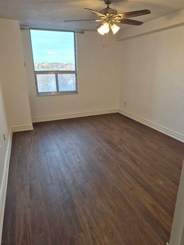 For Lease - 10 Edgecliffe Golfway Unit# 712, Toronto, Ontario - Photo 4