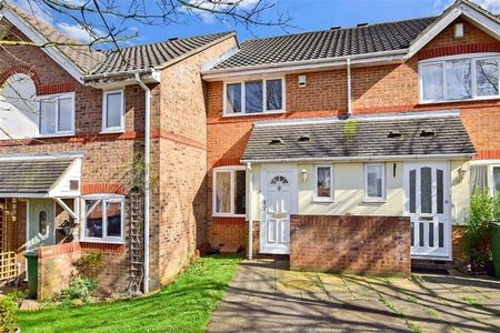 2 bedroom terraced house to rent - Photo 3
