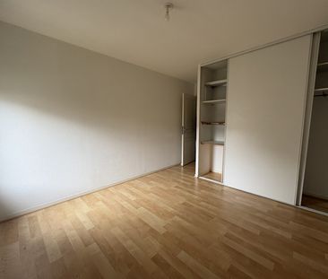 Location Appartement 2 pièces 54m² LE PEAGE DE ROUSSILLON 38550 - Photo 1