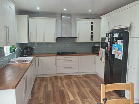 5 bedroom house share to rent - Photo 5