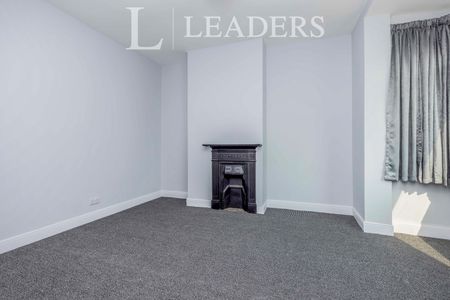 2 bedroom flat to rent Hartshill Road, Stoke-On-Trent, ST4 - Photo 2