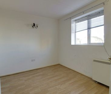 Manor Way, Deeping St. James, PE6 - Photo 4