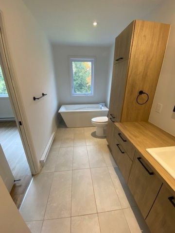 Appartement - 02-592 Rue St-Charles S. - Photo 5