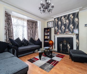 4 bedroom detached house to rent, - Photo 2