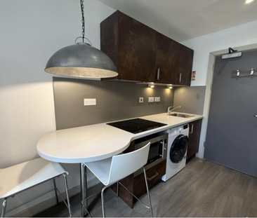 Studio to rent - Photo 5